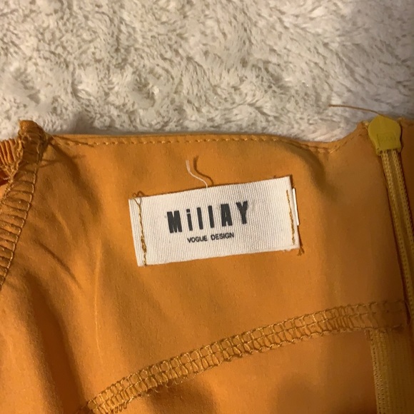 Vintage Off-shoulder Dresss - Picture 3 of 3